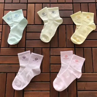 LULULEMON Socken