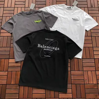 BALENCIAGA T-Shirt