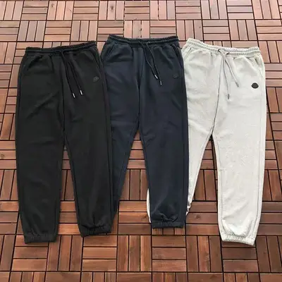 MONCLER Hose
