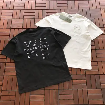 BALENCIAGA T-Shirt