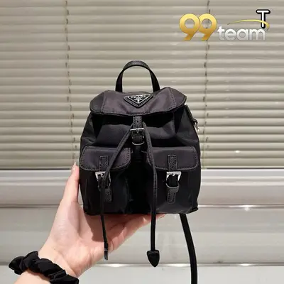 PRADA | Item ID: 08670