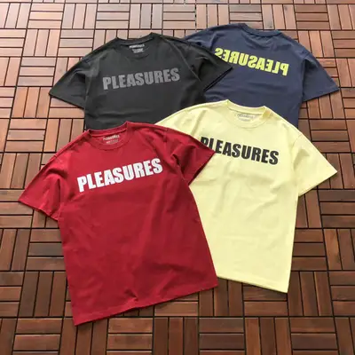PLEASURES T-Shirt