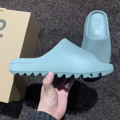 YEEZY