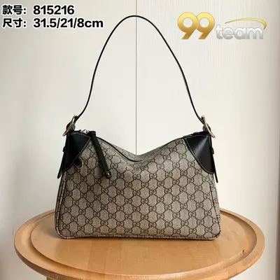 GUCCI | Item ID: 16277