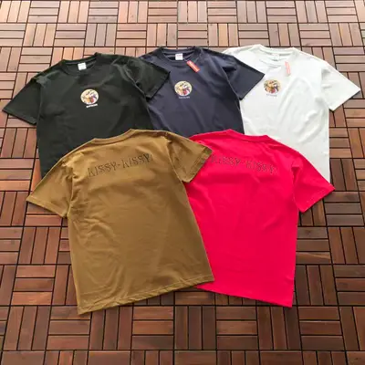 SUPREME T-Shirt