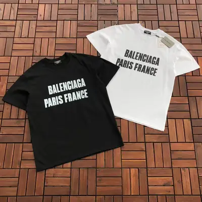 BALENCIAGA T-Shirt