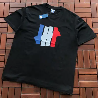 UNDEFEATED T-Shirt