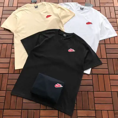 NIKE T-Shirt