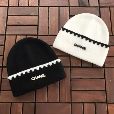 CHANEL Cap