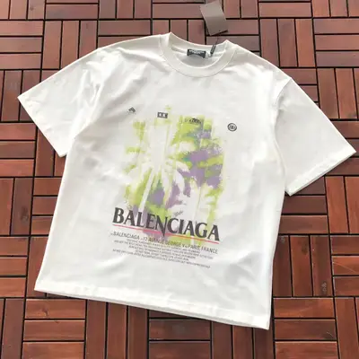 BALENCIAGA T-Shirt