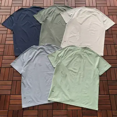 LULULEMON T-Shirt
