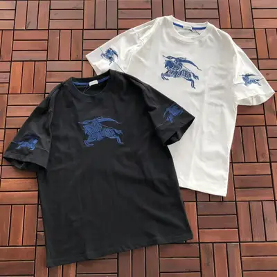BURBERRY T-Shirt