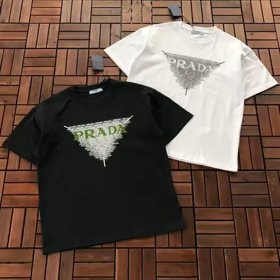 PRADA T-Shirt