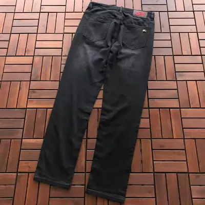 BURBERRY Jeans