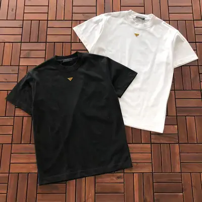 PRADA T-Shirt