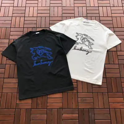 BURBERRY T-Shirt