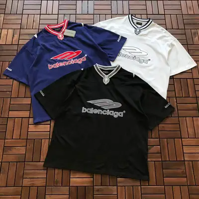 BALENCIAGA T-Shirt