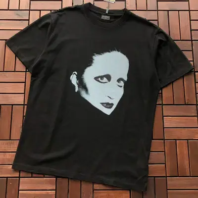 BALENCIAGA T-Shirt