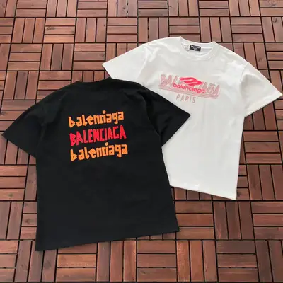 BALENCIAGA T-Shirt