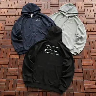 SUPREME Hoodie