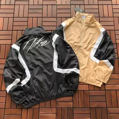 NIKE Jacke