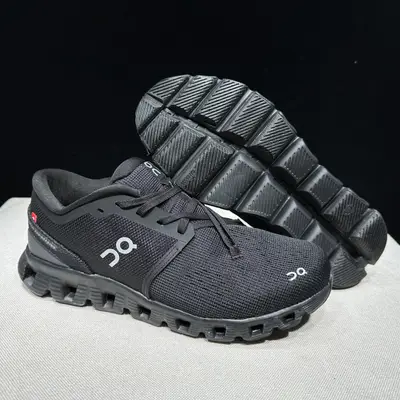 ON Cloudmonster