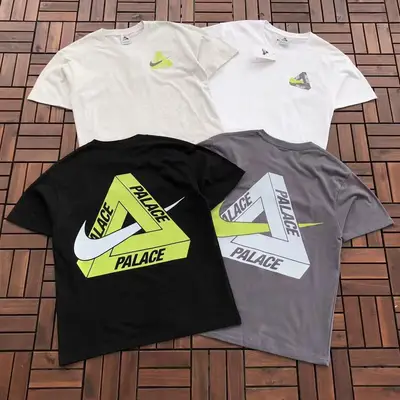 PALACE T-Shirt