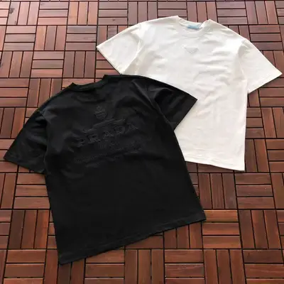 PRADA T-Shirt