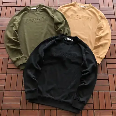 BURBERRY Sweater
