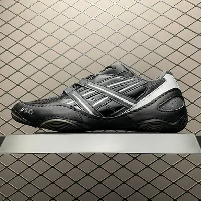 ASICS