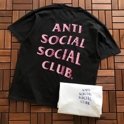 ANTI SOCIAL SOCIAL CLUB T-Shirt