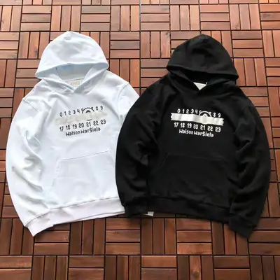 MAISON MARGIELA Hoodie