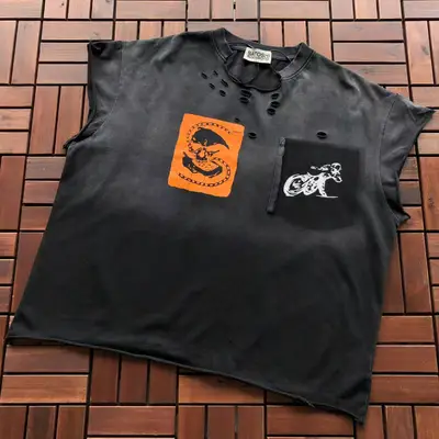 VINTAGE T-Shirt