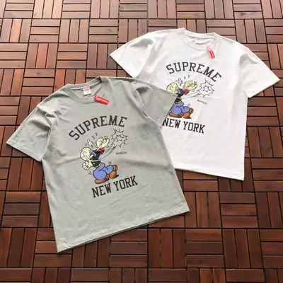 SUPREME T-Shirt