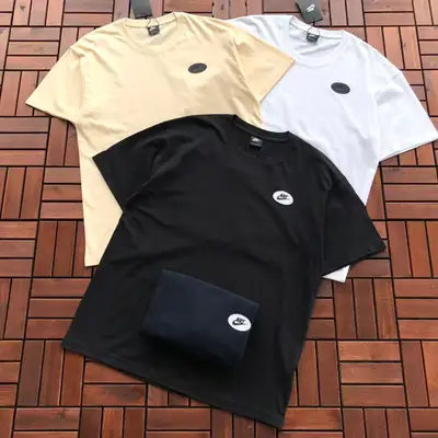NIKE T-Shirt