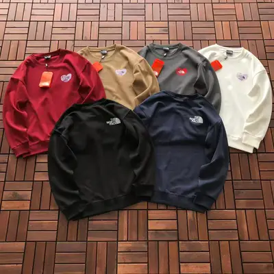 THE NORTH FACE Sweater
