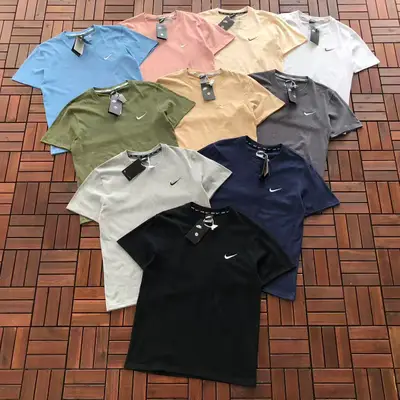 NIKE T-Shirt