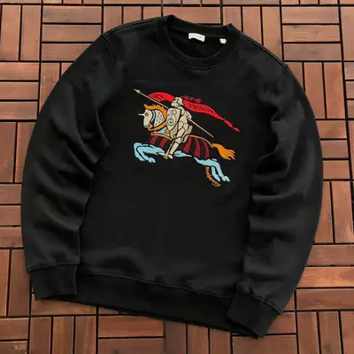 BURBERRY Sweater