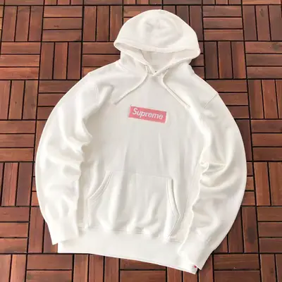 SUPREME Hoodie