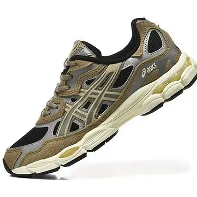 ASICS
