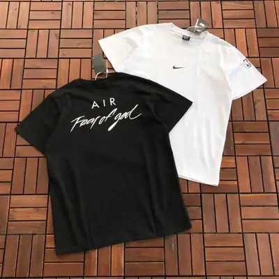 NIKE T-Shirt