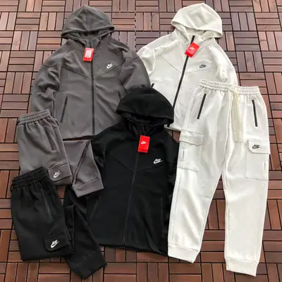 NIKE Hoodie