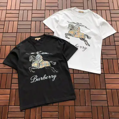 BURBERRY T-Shirt