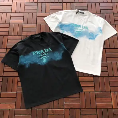 PRADA T-Shirt