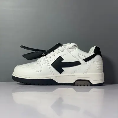 OFF-WHITE