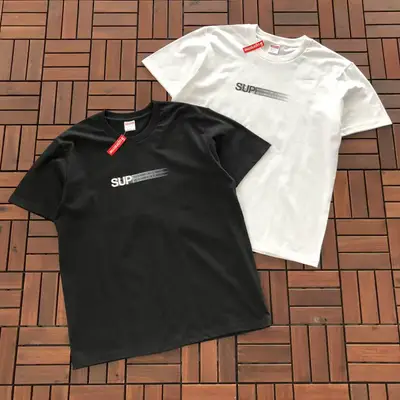 SUPREME T-Shirt