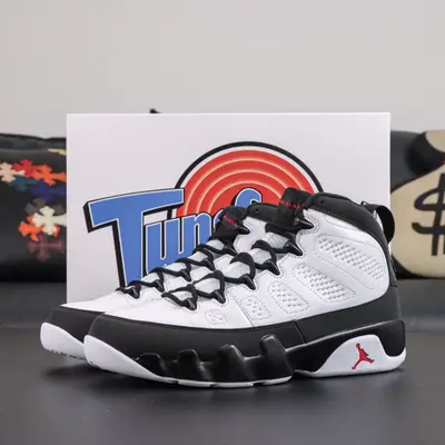 JORDAN 9