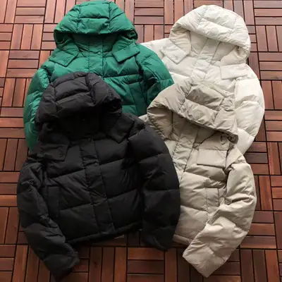 LULULEMON Jacke