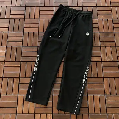 MONCLER Hose