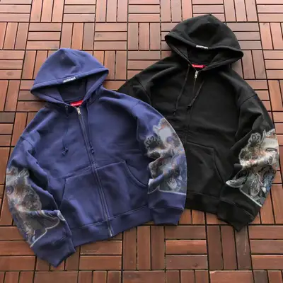 SUPREME Hoodie